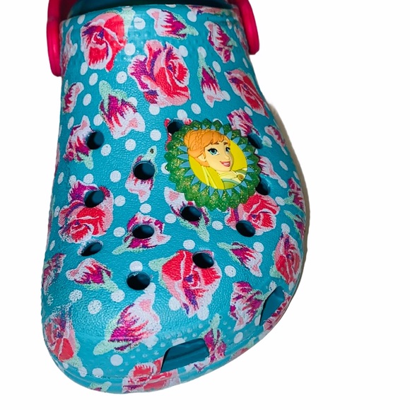 Crocs Girls' Tropical Teal With Princess Charms - Picture 3 of 8
